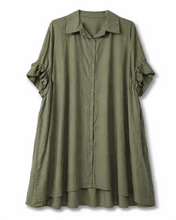 Cargar imagen en el visor de la galería, Vestido algodón oversize en verde militar