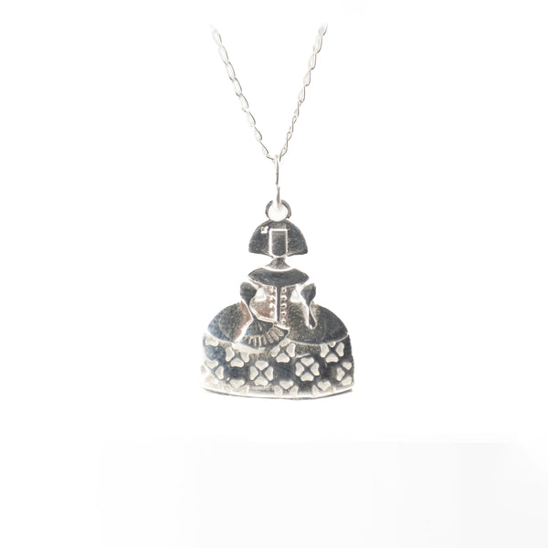 Colgante con cadena Menina Plata