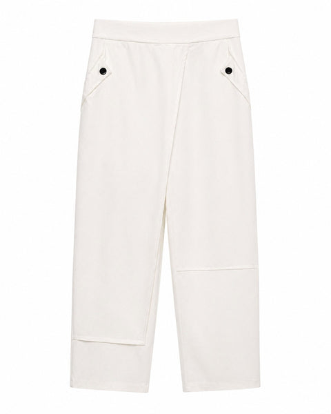 Pantalón blanco efecto falda con diseño cruzado elegante y corte recto